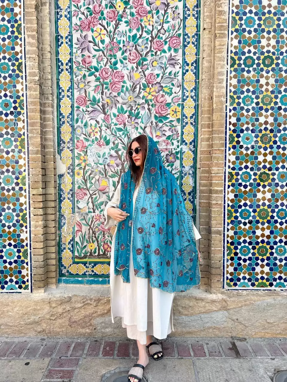 شال هندی نیلی