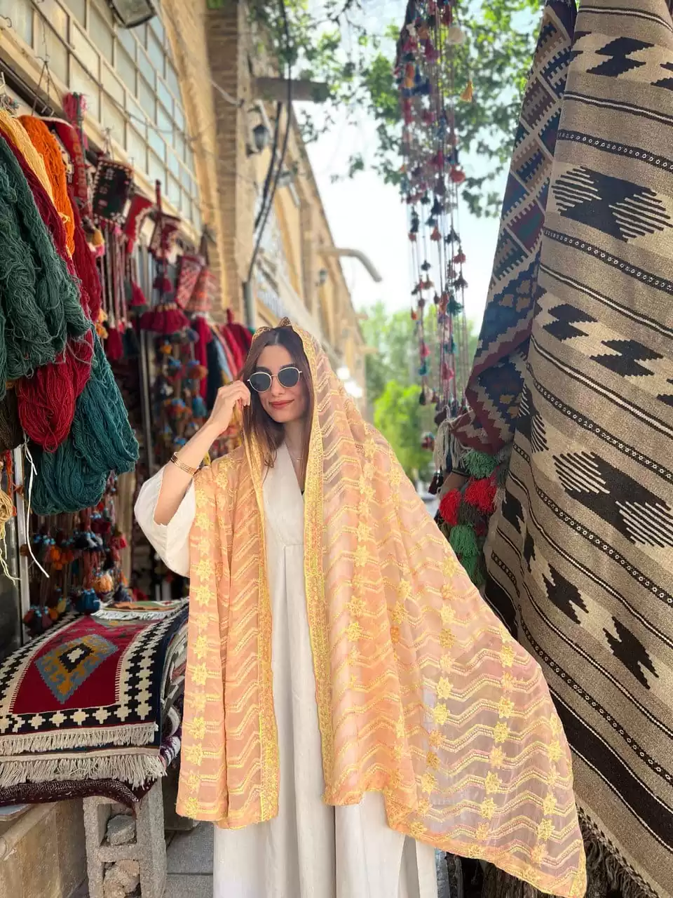 شال هندی گلدوزی نسترن