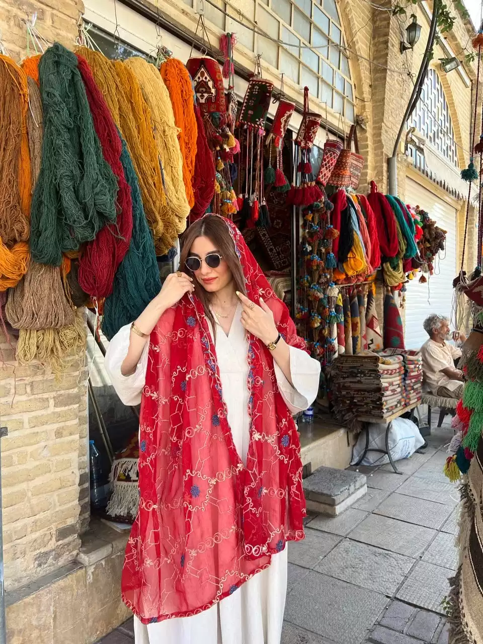 شال هندی قرمز گل آبی