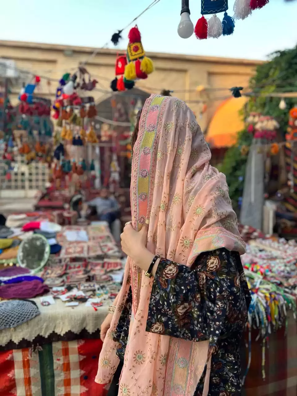 شال هندی صورتی خورشید - Image 2